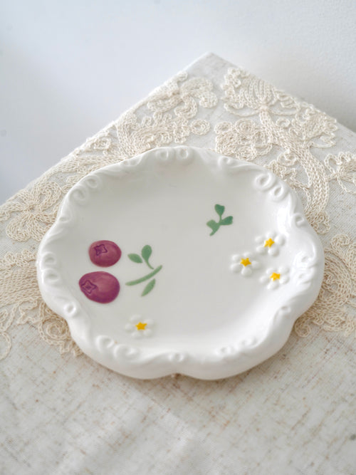 Little Berry Garden Plate