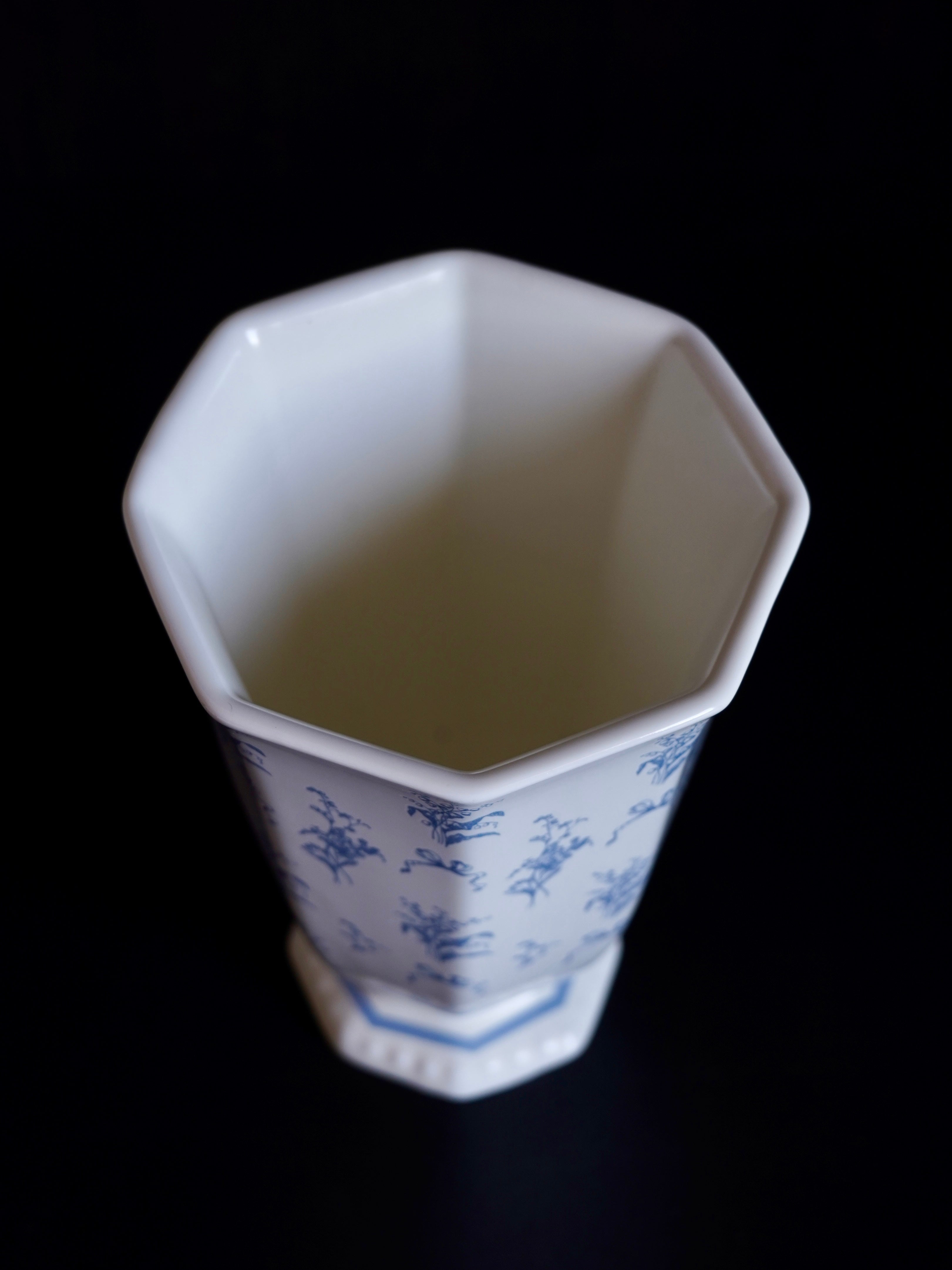 Blue Bouquet Vintage Cup