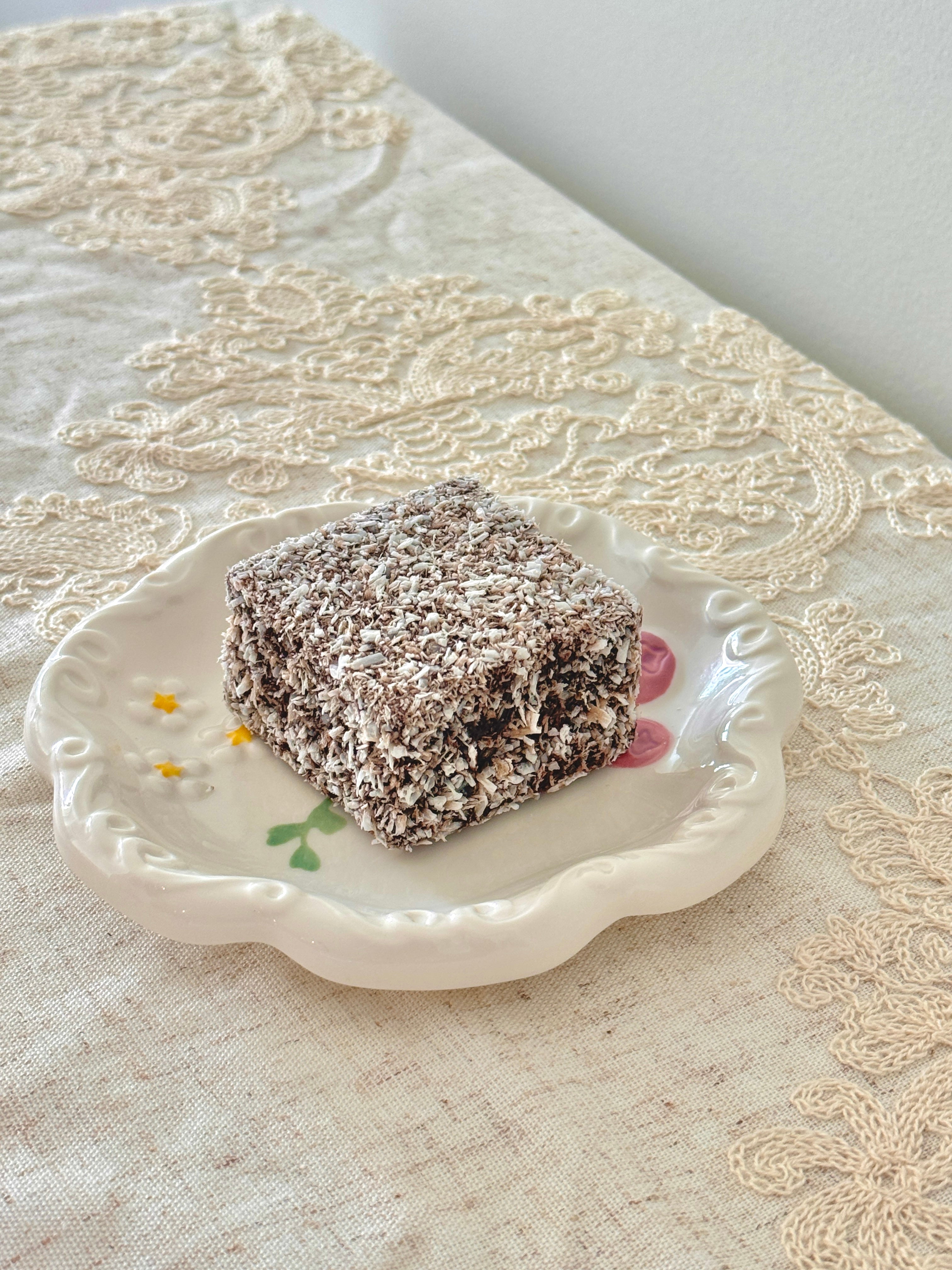 Little Berry Garden Plate